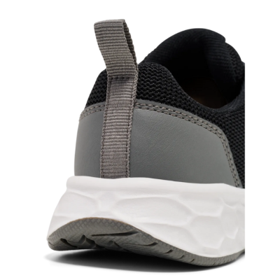 Basket enfant Hummel TURBO RUN 1.0 JR – Réf. 226346-2001 – Couleur noir, chaussure légère et tendance. Basket enfant Hummel TURBO RUN 1.0 JR – Réf. 226346-2001 – Couleur noir, chaussure légère et tendance.