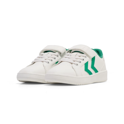 Basket enfant Hummel DERBY COURT JR – Réf. 226694-6004 – Couleur blanc, chaussure tendance et confortable. Basket enfant Hummel DERBY COURT JR – Réf. 226694-6004 – Couleur blanc, chaussure tendance et confortable.