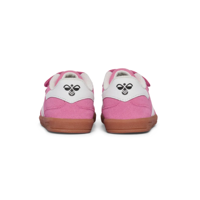 Basket enfant Hummel VICTORY SUEDE II INFANT – Réf. 230238-3195 – Couleur rose, respirante et confortable. Basket enfant Hummel VICTORY SUEDE II INFANT – Réf. 230238-3195 – Couleur rose, respirante et confortable.
