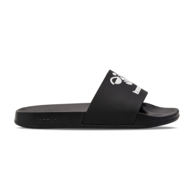 Claquette homme Hummel HML ESSENTIAL POOL SLIDE – Réf. 228254-2001 – Couleur noir, légère et confortable.