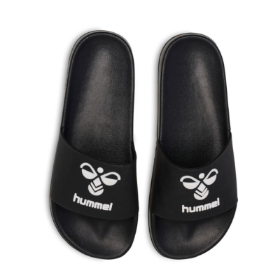 Claquette homme Hummel HML ESSENTIAL POOL SLIDE – Réf. 228254-2001 – Couleur noir, légère et confortable. Claquette homme Hummel HML ESSENTIAL POOL SLIDE – Réf. 228254-2001 – Couleur noir, légère et confortable.