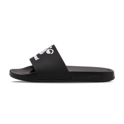 Claquette homme Hummel HML ESSENTIAL POOL SLIDE – Réf. 228254-2001 – Couleur noir, légère et confortable. Claquette homme Hummel HML ESSENTIAL POOL SLIDE – Réf. 228254-2001 – Couleur noir, légère et confortable.