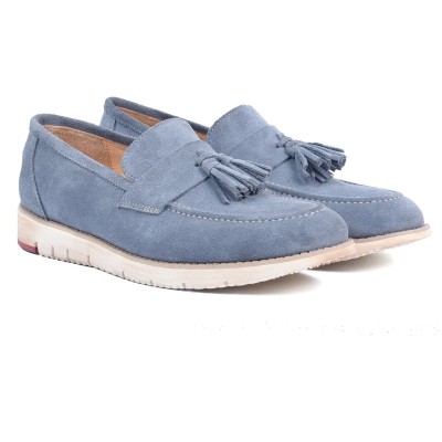 Mocassin à pompon HOMME MODERNE – Réf. HM-023-BL – Cuir véritable, couleur bleu, élégant et confortable. Mocassin à pompon HOMME MODERNE – Réf. HM-023-BL – Cuir véritable, couleur bleu, élégant et confortable.
