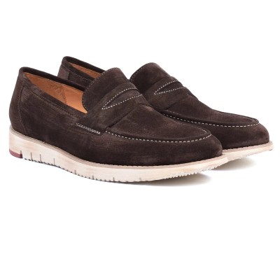 Mocassin homme HOMME MODERNE – Réf. HM-047-M – Cuir véritable marron, élégant et tendance. Mocassin homme HOMME MODERNE – Réf. HM-047-M – Cuir véritable marron, élégant et tendance.