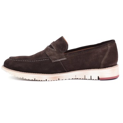 Mocassin homme HOMME MODERNE – Réf. HM-047-M – Cuir véritable marron, élégant et tendance. Mocassin homme HOMME MODERNE – Réf. HM-047-M – Cuir véritable marron, élégant et tendance.