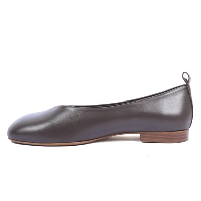 Ballerine femme Andrea Bruni – Réf. AB-BAL1-M – Couleur marron, 100 % cuir, chic et confortable. Ballerine femme Andrea Bruni – Réf. AB-BAL1-M – Couleur marron, 100 % cuir, chic et confortable.