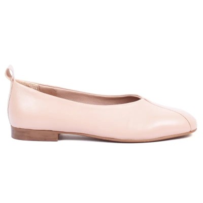 Ballerine femme Andrea Bruni – Réf. AB-BAL1-BG – Couleur beige, 100 % cuir, élégante et confortable. Ballerine femme Andrea Bruni – Réf. AB-BAL1-BG – Couleur beige, 100 % cuir, élégante et confortable.