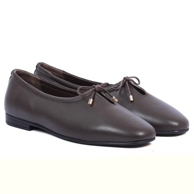 Ballerine femme Andrea Bruni – Réf. AB-124-1-MF – Couleur marron, 100 % cuir, confortable et chic. Ballerine femme Andrea Bruni – Réf. AB-124-1-MF – Couleur marron, 100 % cuir, confortable et chic.