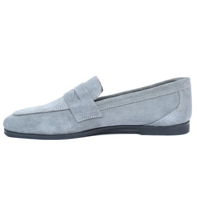 Mocassin Penny Loafer plat en daim (cuir velours) gris clair pour femme Andrea Bruni, référence AB-BAL6-DG Mocassin Penny Loafer plat en daim (cuir velours) gris clair pour femme Andrea Bruni, référence AB-BAL6-DG
