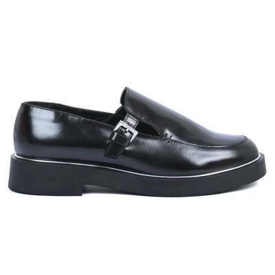 Mocassin plateforme femme Andrea Bruni en cuir lisse noir, bride décorative à boucle, semelle crantée. Réf. AB-360-3-N. Mocassin plateforme femme Andrea Bruni en cuir lisse noir, bride décorative à boucle, semelle crantée. Réf. AB-360-3-N.