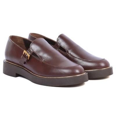 Mocassin plateforme femme Andrea Bruni en cuir marron foncé, bride décorative à boucle dorée. Réf. AB-360-3-M. Mocassin plateforme femme Andrea Bruni en cuir marron foncé, bride décorative à boucle dorée. Réf. AB-360-3-M.