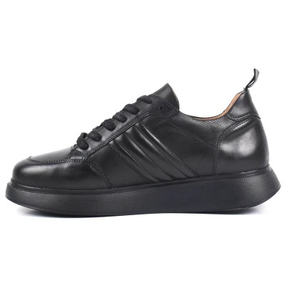Chaussure de ville décontractée Sneaker en cuir noir patiné pour homme avec semelle plateforme noire épaisse Chaussure de ville décontractée Sneaker en cuir noir patiné pour homme avec semelle plateforme noire épaisse