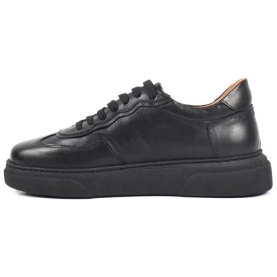 Chaussure de ville décontractée Sneaker en cuir noir pour homme, à lacets, avec semelle plateforme noire Chaussure de ville décontractée Sneaker en cuir noir pour homme, à lacets, avec semelle plateforme noire