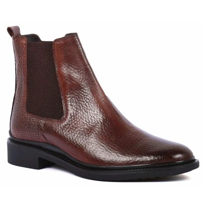 Bottines Chelsea homme en cuir grainé marron avec élastiques latéraux et semelle noire – Chelsea boots élégantes et confortables Bottines Chelsea homme en cuir grainé marron avec élastiques latéraux et semelle noire – Chelsea boots élégantes et confortables