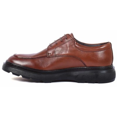 Chaussures derby homme en cuir marron avec semelle épaisse noire – style élégant et confortable pour un look moderne Chaussures derby homme en cuir marron avec semelle épaisse noire – style élégant et confortable pour un look moderne