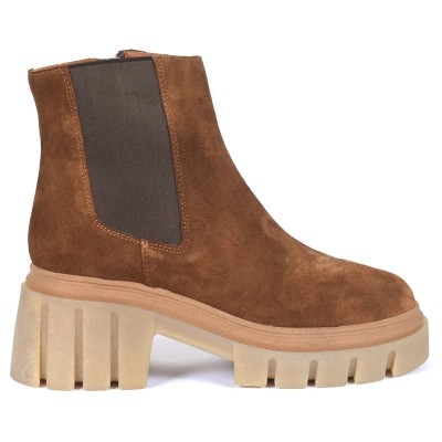 Bottine Chelsea Femme Suède Marron Semelle Crantée Plateforme Beige Boots Réf AB-393-3-DC Bottine Chelsea Femme Suède Marron Semelle Crantée Plateforme Beige Boots Réf AB-393-3-DC