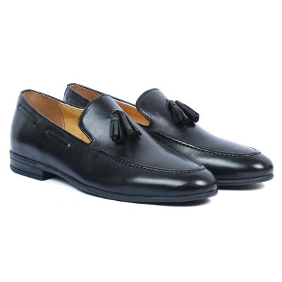 Mocassins homme en cuir noir BEYLER BY-023-N avec pompons et finition élégante
