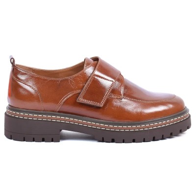 Mocassins femme en cuir marron ANDREA BRUNI AB-360-5-M avec semelle épaisse et finition brillante Mocassins femme en cuir marron ANDREA BRUNI AB-360-5-M avec semelle épaisse et finition brillante