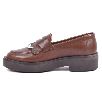 Mocassins femme en cuir marron ANDREA BRUNI AB-919-2-M avec détail métallique sur le dessus Mocassins femme en cuir marron ANDREA BRUNI AB-919-2-M avec détail métallique sur le dessus