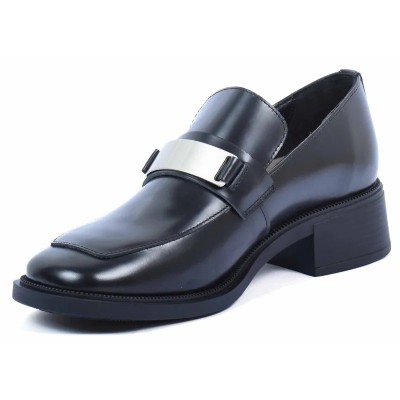 Mocassins femme en cuir noir ANDREA BRUNI AB-161-2-ABRAN avec bande dorée et talon moyen Mocassins femme en cuir noir ANDREA BRUNI AB-161-2-ABRAN avec bande dorée et talon moyen