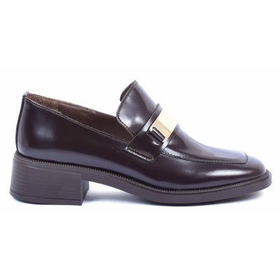 Mocassins femme en cuir marron ANDREA BRUNI AB-161-2-ABRAM avec bande dorée et talon élégant Mocassins femme en cuir marron ANDREA BRUNI AB-161-2-ABRAM avec bande dorée et talon élégant