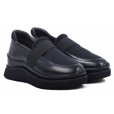 Mocassins femme ANDREA BRUNI AB-JARNO-4-N en cuir noir avec semelle crantée épaisse et design moderne Mocassins femme ANDREA BRUNI AB-JARNO-4-N en cuir noir avec semelle crantée épaisse et design moderne