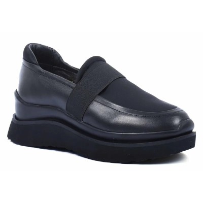 Mocassins femme ANDREA BRUNI AB-JARNO-4-N en cuir noir avec semelle crantée épaisse et design moderne Mocassins femme ANDREA BRUNI AB-JARNO-4-N en cuir noir avec semelle crantée épaisse et design moderne