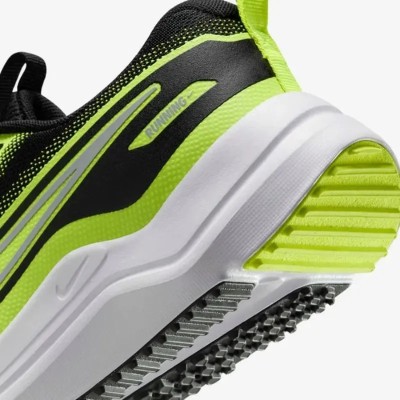 Nike Cosmic Runner HM4402-005 Noir Volt Wolf Grey Nike Cosmic Runner HM4402-005 Noir Volt Wolf Grey