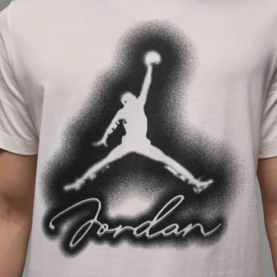 Jordan T-shirt Jumpman Airbrush HJ2330-133 Blanc Jordan T-shirt Jumpman Airbrush HJ2330-133 Blanc