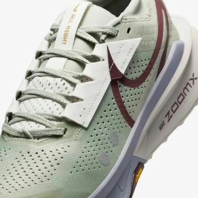 Nike ZoomX Zegama 2 FD5190-300 Multicolore Nike ZoomX Zegama 2 FD5190-300 Multicolore
