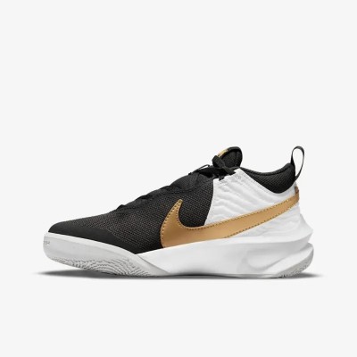 Nike Team Hustle D 10 CW6735-002 Noir Enfant Nike Team Hustle D 10 CW6735-002 Noir Enfant