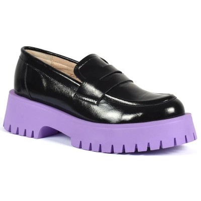 Mocassins femme ANDREA BRUNI MC-M4-VLT-NPPN en cuir verni noir avec semelle violette et design chic