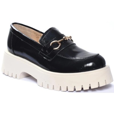 Mocassins femme ANDREA BRUNI MC-M3-VN en cuir verni noir avec mors doré et semelle crantée crème