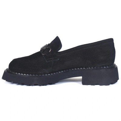 Mocassins femme noirs en daim avec semelle plateforme et boucle noire élégante – CityMode.tn