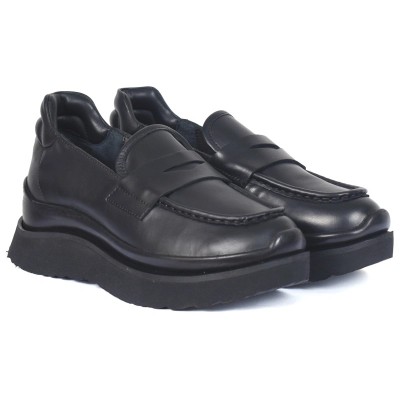 Mocassins femme en cuir noir avec semelle compensée moderne – CityMode.tn