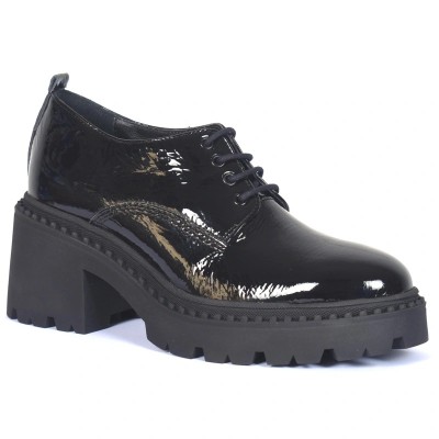Derby femme en cuir verni noir à semelle épaisse et lacets – CityMode.tn
