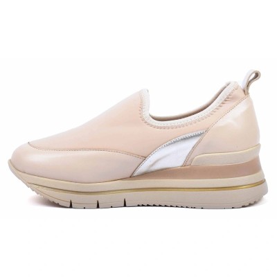 Baskets femme beige avec empiècement argenté et semelle compensée confortable – CityMode.tn