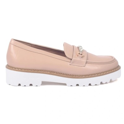 Mocassins femme beiges avec chaînette dorée et strass – élégance moderne et confort – CityMode.tn