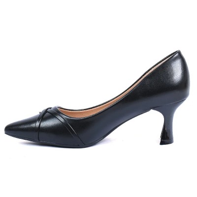 Escarpins femme noirs avec détail métallique TRENDS SHOES SG2026-65-N