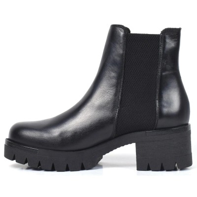 Bottine femme en cuir noir avec élastique latéral et talon épais cranté