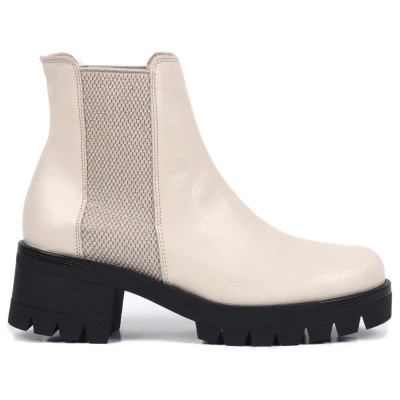 Bottine femme en cuir beige avec élastique latéral et semelle épaisse crantée