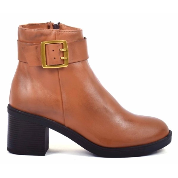 BOOTS FEMME CUIR CAMEL À TALON