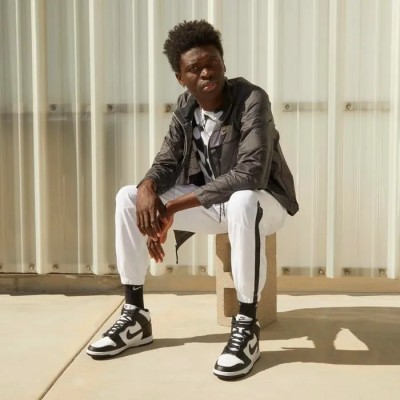 Nike Dunk High Retro blanc noir Réf DD1399-105