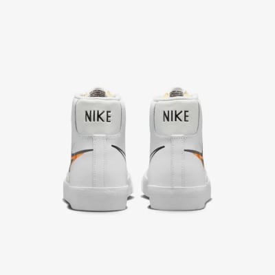 Nike Blazer Mid 77 blanc Réf FN7809-100