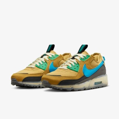 Nike Air Max granola or blé vert stade bleu éclair Réf DQ3987-700