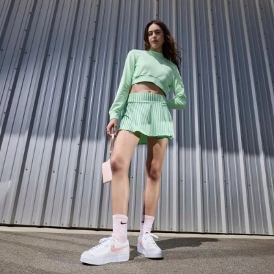 Nike Blazer Low Platform blanc sommet noir glaçage rose Réf DJ0292-103