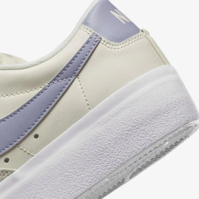 Nike Blazer Low Platform blanc bleu voile orange équipe noir Réf DJ0292-101