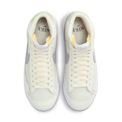 Nike Blazer Mid 77 blanc FN7775-100