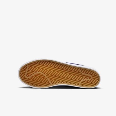 Nike SB Zoom Blazer Mid blanc Réf DZ4949-100