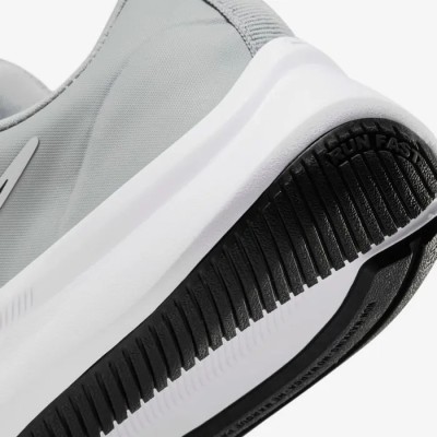 Nike Star Runner 3 gris Réf DA2777-005